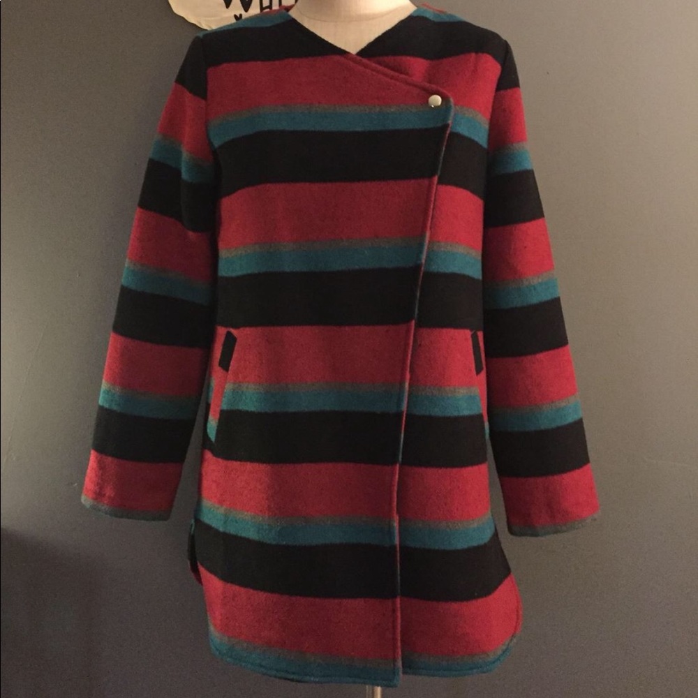 Woman’s trendy medium sized coat